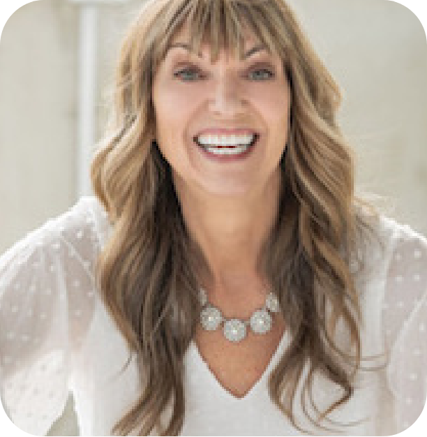 mindy stearns headshot